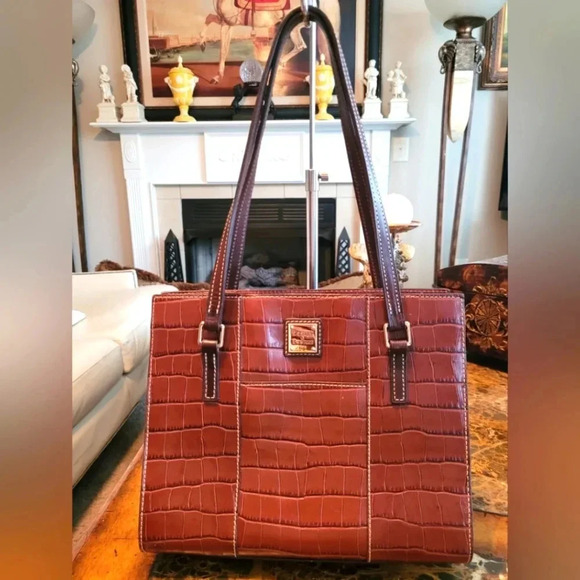 Dooney & Bourke Handbags - DOONEY & BOURKE ALLIGATOR EMBOSSED